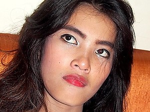 Unagitated Asian Cutie SWallows Sperm