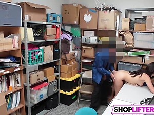 Enticing Teen Safe-breaker Taylor Gets Drilled